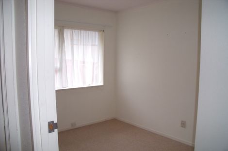 Photo of property in 2/1 Bramley Drive, Farm Cove, Auckland, 2012