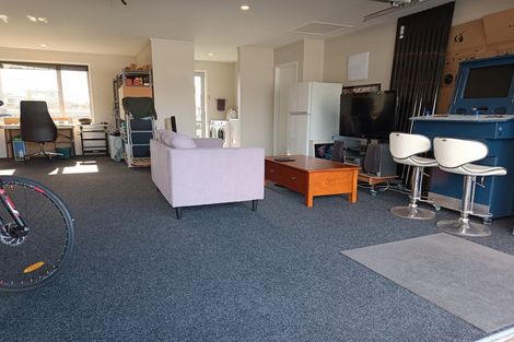Photo of property in 3a Pipitea Place, Whalers Gate, New Plymouth, 4310