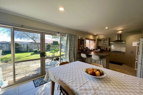 Photo of property in 129 Saint James Drive, Huntington, Hamilton, 3210