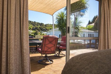 Photo of property in 4 Sussex Street, Picton, 7220