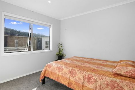 Photo of property in 34 Bluff Road, Kenepuru, Porirua, 5022