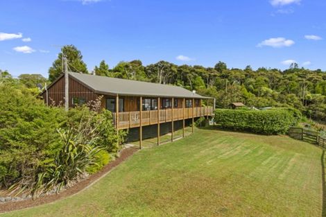Photo of property in 181 Govan Wilson Road, Whangaripo, Warkworth, 0985