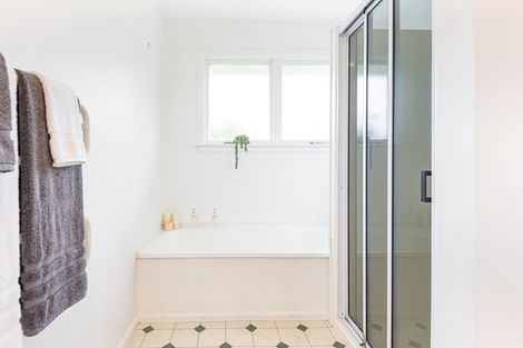 Photo of property in 9 Murdoch Street, Bryndwr, Christchurch, 8053