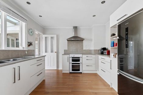 Photo of property in 1 Ngareta Road, Mourea, Rotorua, 3074