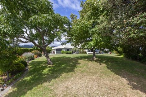Photo of property in 236 Mazengarb Road, Paraparaumu, 5032