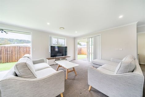 Photo of property in 8 Poulson Grove, Trentham, Upper Hutt, 5018