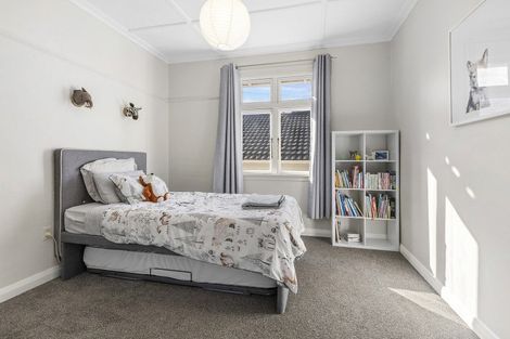 Photo of property in 8 Friend Street, Karori, Wellington, 6012