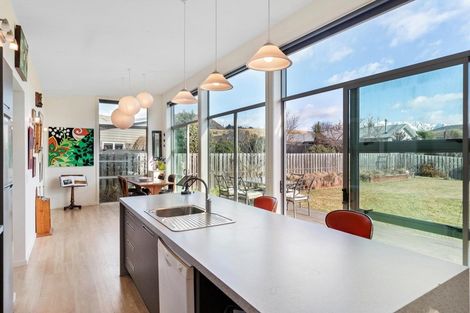 Photo of property in 10 Widgeon Place, Lake Hayes, Queenstown, 9304