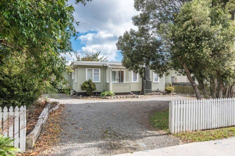 Photo of property in 475 Te Moana Road, Waikanae, 5036