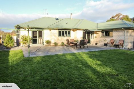 Photo of property in 36 Domain Road, Waipawa, 4210