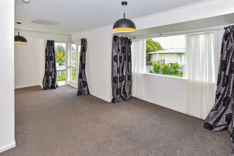 Photo of property in 18 Rata Street, Waiuku, 2123