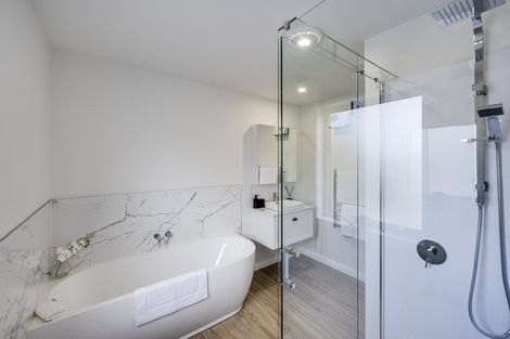 Photo of property in 9b Church Road, Taradale, Napier, 4112