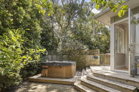 Photo of property in 158 Oban Street, Wadestown, Wellington, 6012