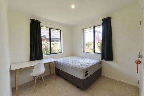 Photo of property in 10 Parkside Drive, Huntington, Hamilton, 3210