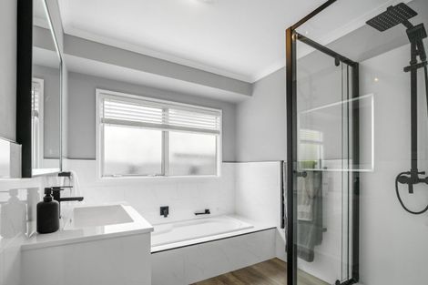 Photo of property in 15 Adler Drive, Ohauiti, Tauranga, 3112