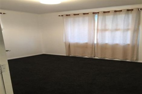 Photo of property in 38 D'oyly Drive, Stanmore Bay, Whangaparaoa, 0932