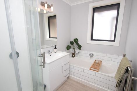 Photo of property in 71 Thomson Street, Tinwald, Ashburton, 7700