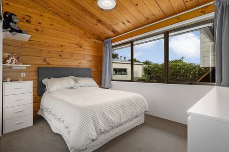 Photo of property in 10 Spey Place, Papakowhai, Porirua, 5024