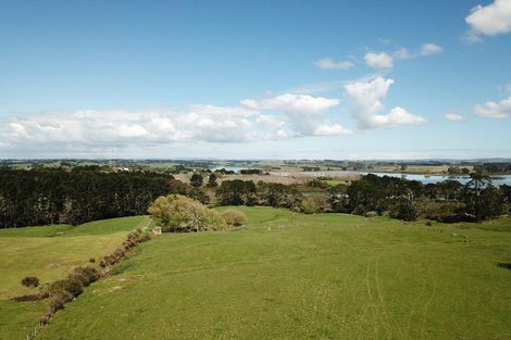 Photo of property in 131 Saddleton Road, Clarks Beach, 2679