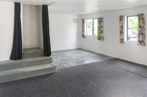 Photo of property in 4 Peter Terrace, Castor Bay, Auckland, 0620