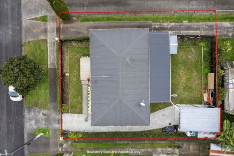 Photo of property in 2/13 John Street, Mangere East, Auckland, 2024