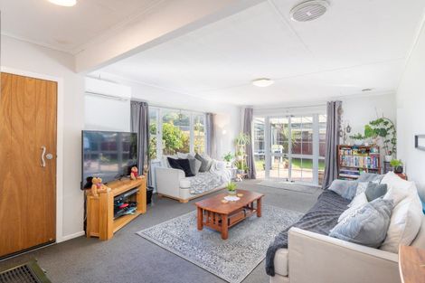 Photo of property in 94 Pasadena Crescent, Totara Park, Upper Hutt, 5018
