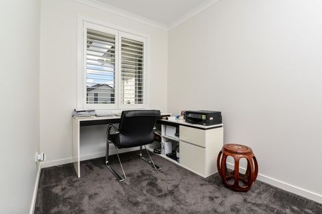 Photo of property in 52 Helen June Avenue, Flagstaff, Hamilton, 3210