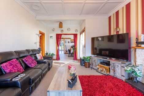 Photo of property in 69 Gordon Street, Dannevirke, 4930