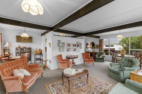 Photo of property in 298 Wellington Road, Wainuiomata, Lower Hutt, 5014