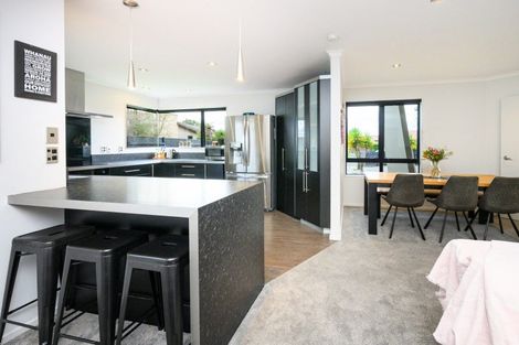 Photo of property in 24 Branigan Parade, Kelvin Grove, Palmerston North, 4414