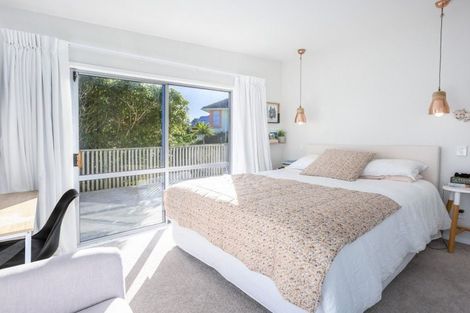 Photo of property in 1 The Spinney, Titahi Bay, Porirua, 5022