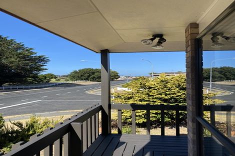 Photo of property in 2a Balmacewen Place, Mount Maunganui, 3116