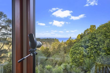 Photo of property in 30 Tinopai Road, Titirangi, Auckland, 0604