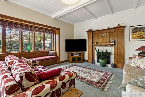 Photo of property in 8 Kowhai Road, Kelburn, Wellington, 6012