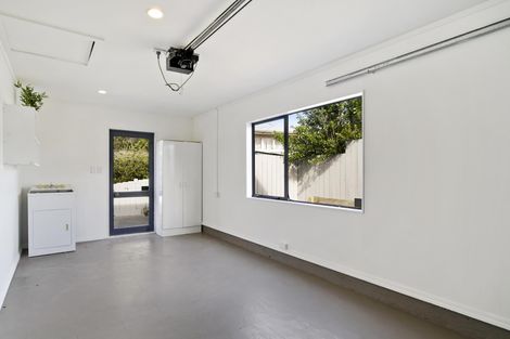Photo of property in 3/6a Botany Road, Howick, Auckland, 2010