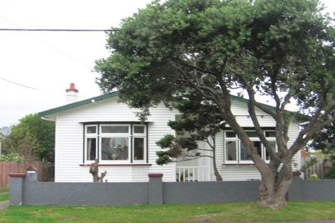 Photo of property in 7 Pirie Crescent, Moera, Lower Hutt, 5010
