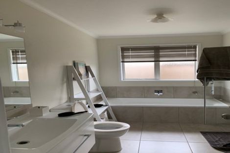 Photo of property in 15 Teatree Close, Huntington, Hamilton, 3210