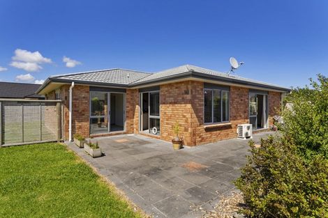 Photo of property in 28 Sue Avenue, Otaki, 5512