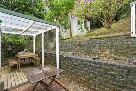 Photo of property in 68 Wood Bay Road, Titirangi, Auckland, 0604