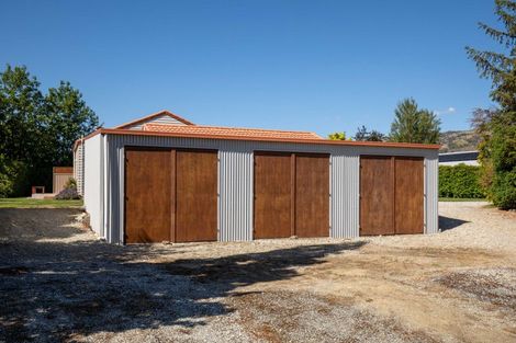 Photo of property in 27 Pisa Moorings Road, Mount Pisa, Cromwell, 9383