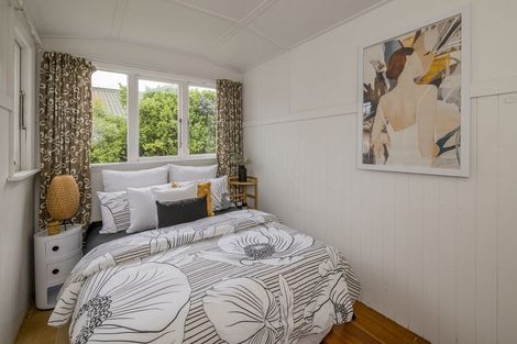 Photo of property in 74 Tilley Road, Paekakariki, 5034