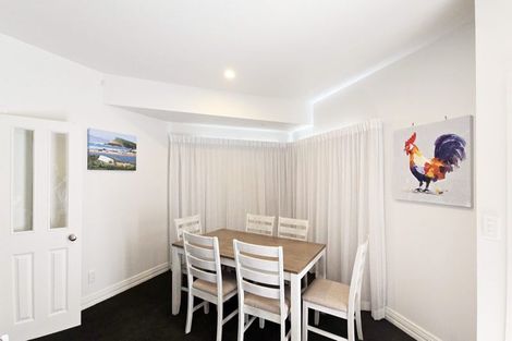 Photo of property in 17 Merlot Drive, Greenmeadows, Napier, 4112