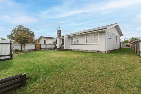 Photo of property in 18 Norwich Crescent, Tamatea, Napier, 4112