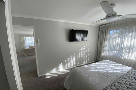 Photo of property in 1/46 Campbell Street, Havelock North, 4130