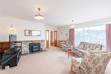 Photo of property in 4 Rosebank Avenue, Avalon, Lower Hutt, 5011