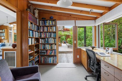 Photo of property in 68-70 Matakatia Parade, Matakatia, Whangaparaoa, 0930