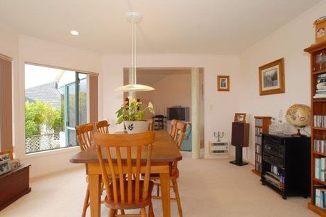 Photo of property in 3 Elsfield Place, Torbay, Auckland, 0630