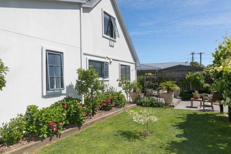 Photo of property in 204b Saint Andrews Road, Plimmerton, Porirua, 5026