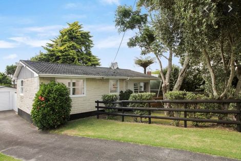 Photo of property in 83 Gloria Avenue, Te Atatu Peninsula, Auckland, 0610