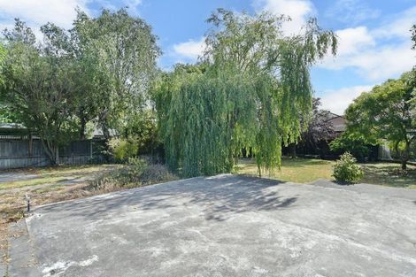 Photo of property in 27 Burwood Road, Burwood, Christchurch, 8083